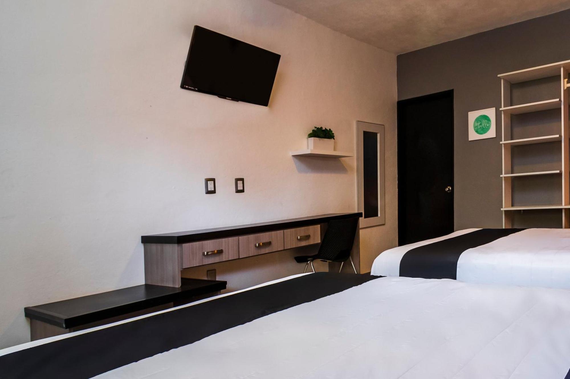 Collection O Hotel Mango,Six Flags Hurricane Harbor Oaxtepec Bagian luar foto